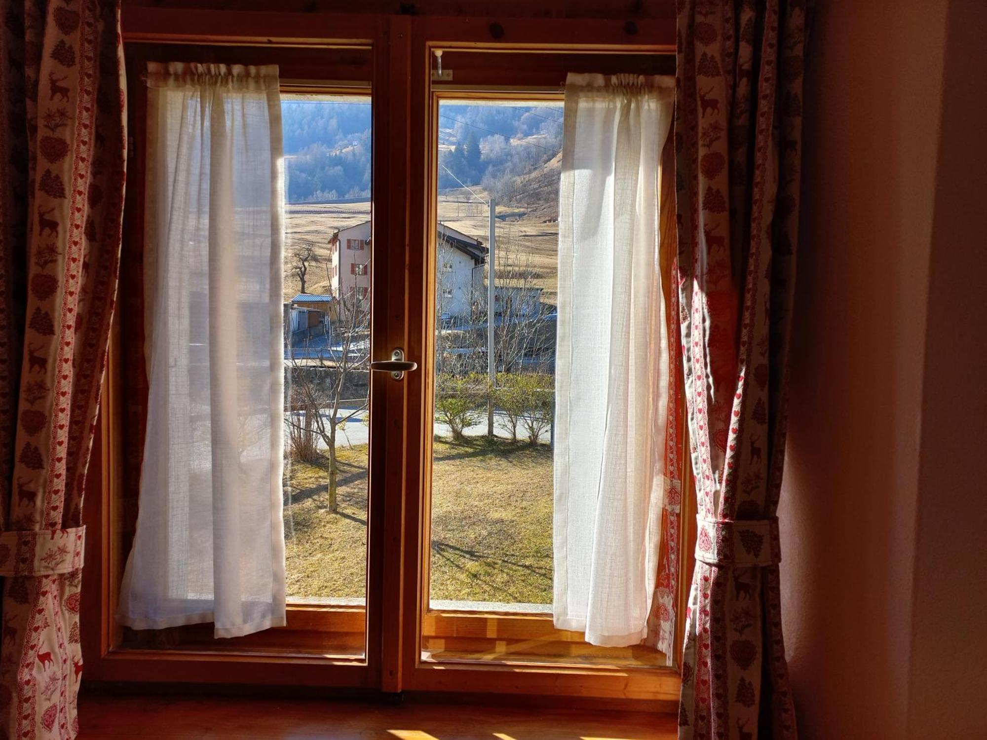 Casa Vacanza Ponte Aino Poschiavo Exteriör bild